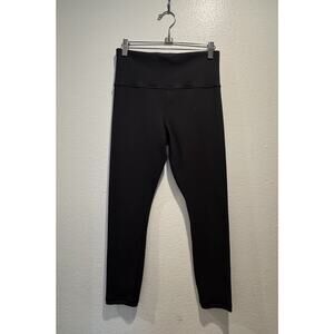 Athleta Elation Rib Tight Legging Women’s Size Medium Black Crop Gym Ribbed Yoga